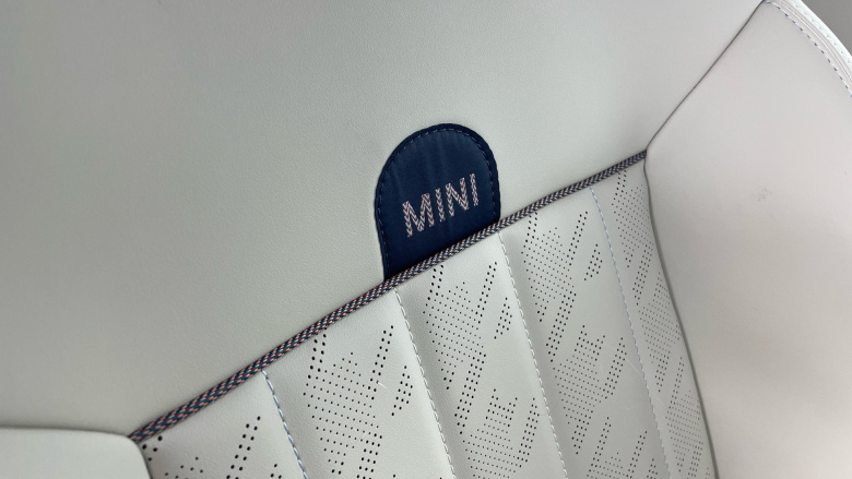 MINI Cooper 1.5 C Exclusive 5dr Auto Petrol Hatchback